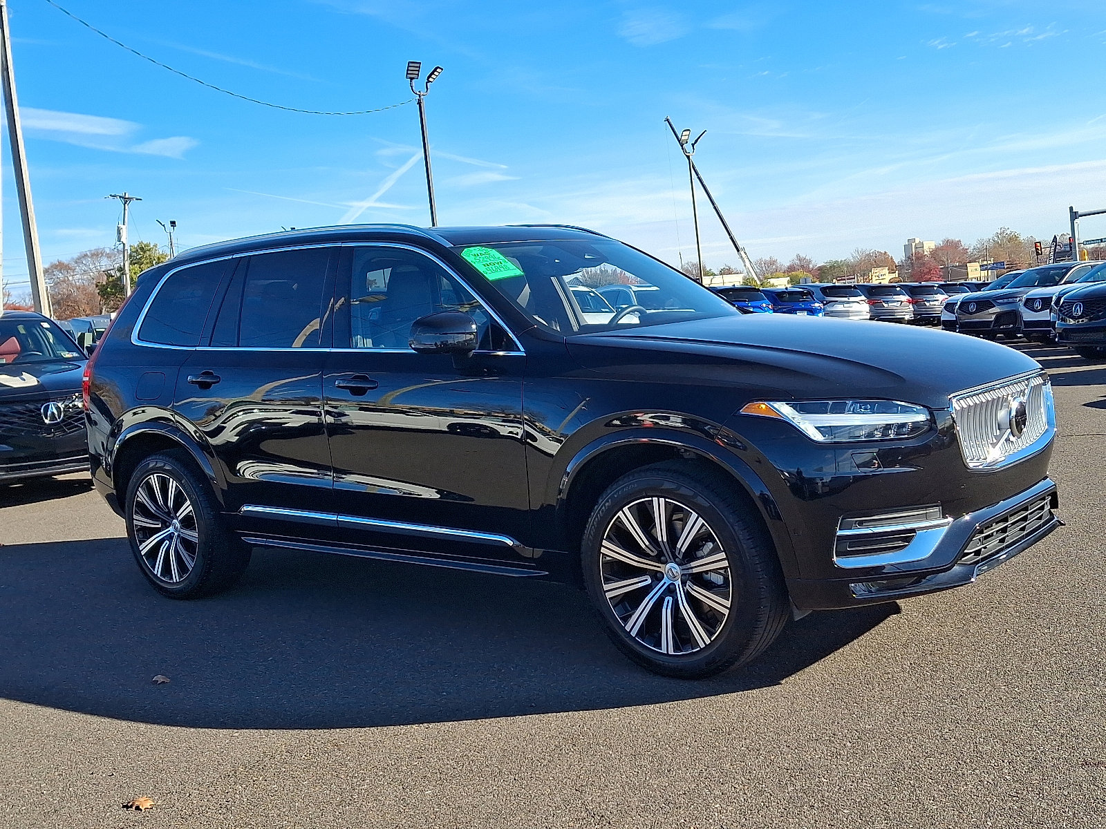 Used 2024 Volvo XC90 B6 Plus w/ Protection Package Premier image 3