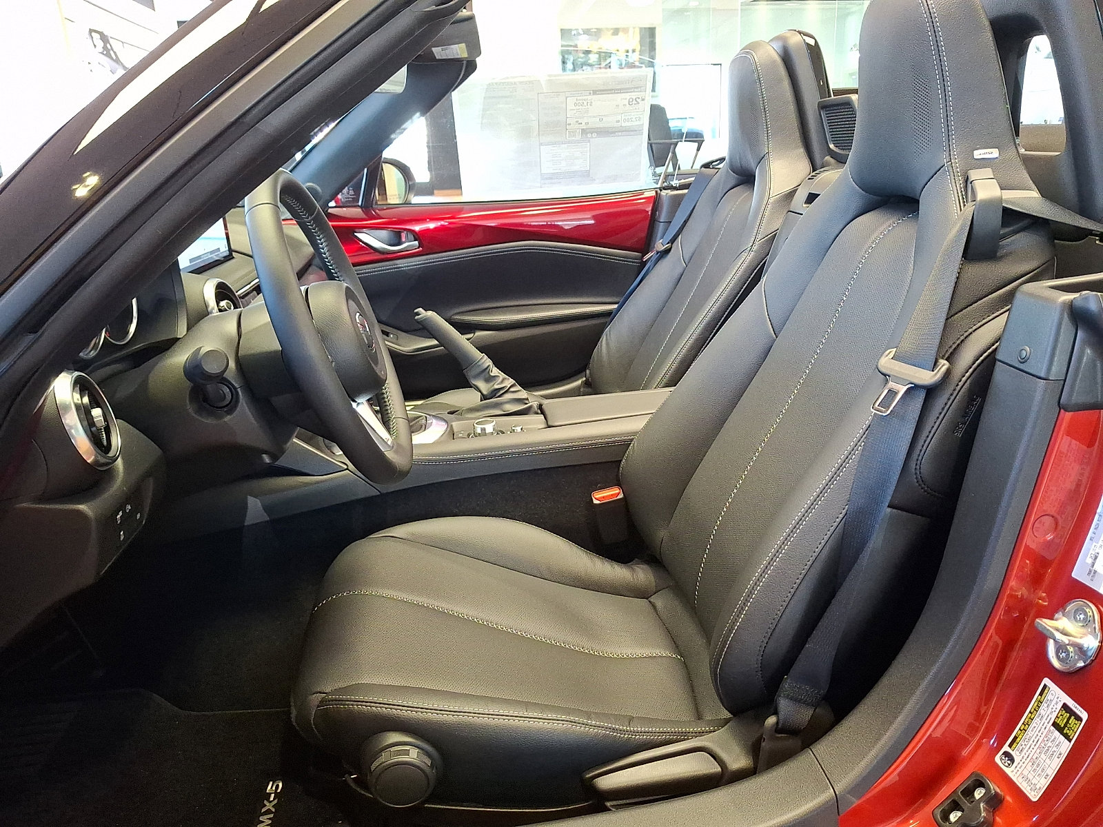 New 2025 MAZDA MX-5 Miata Grand Touring RWD image 10