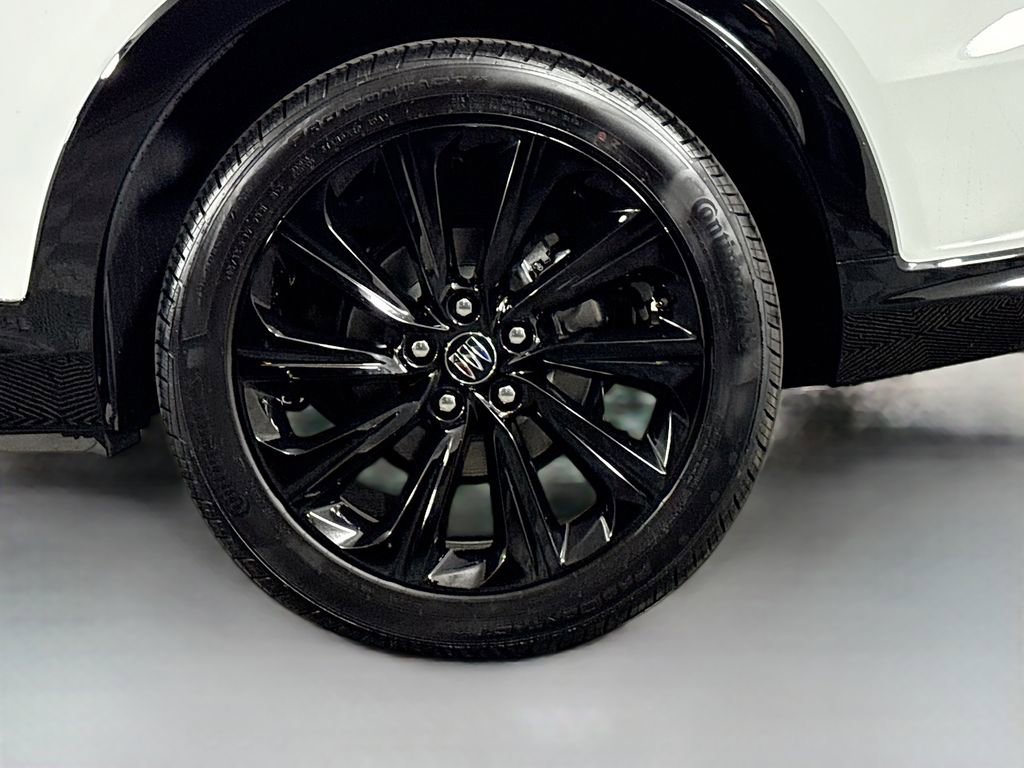 Used 2025 Buick Envista Sport Touring w/ Convenience I Package image 32