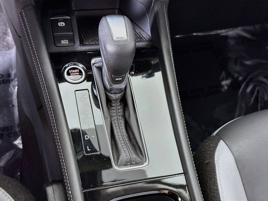 Certified 2023 Nissan Kicks SR w/ SR Premium Package FWD image 8