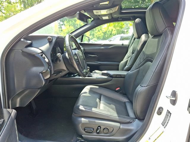 Used 2024 Lexus UX 250h F Sport AWD/4WD image 13