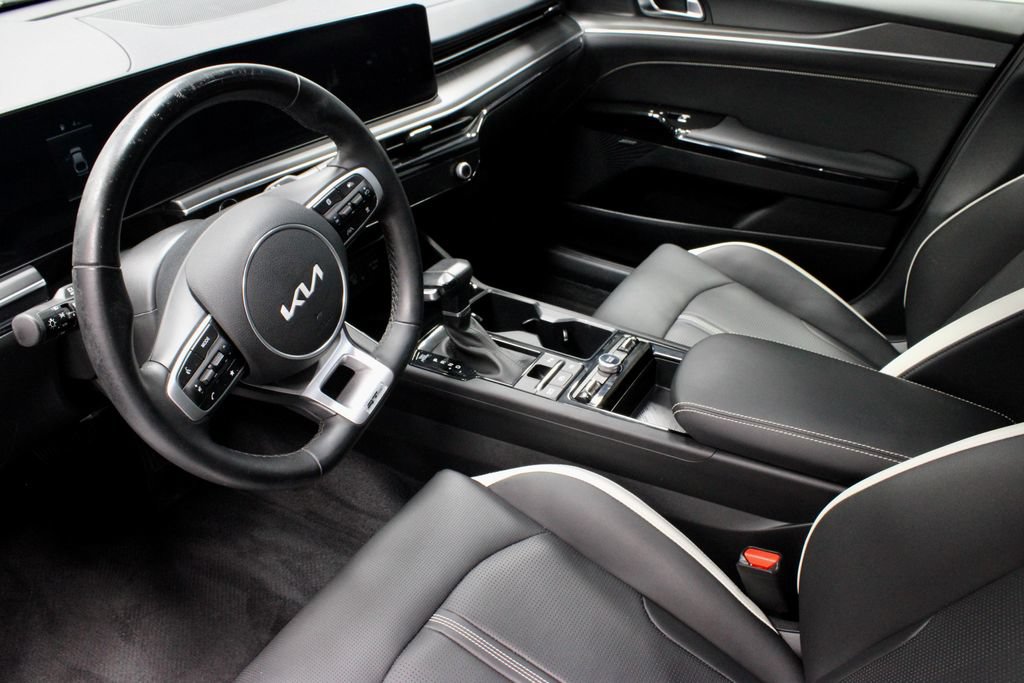 Used 2025 Kia K5 GT-Line w/ GT-Line Premium Package FWD image 23