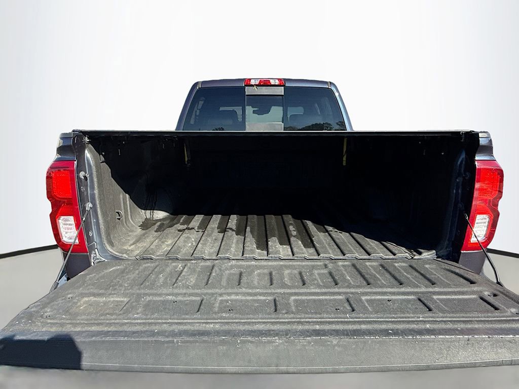 Used 2018 Chevrolet Silverado 1500 LTZ Z71 w/ Centennial Edition image 18