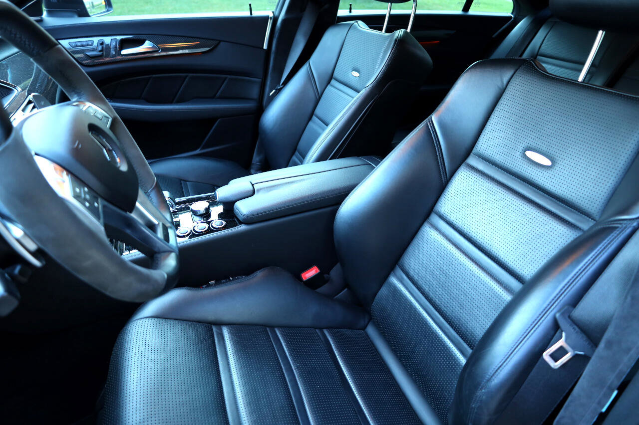 Used 2012 Mercedes-Benz CLS 63 AMG image 19