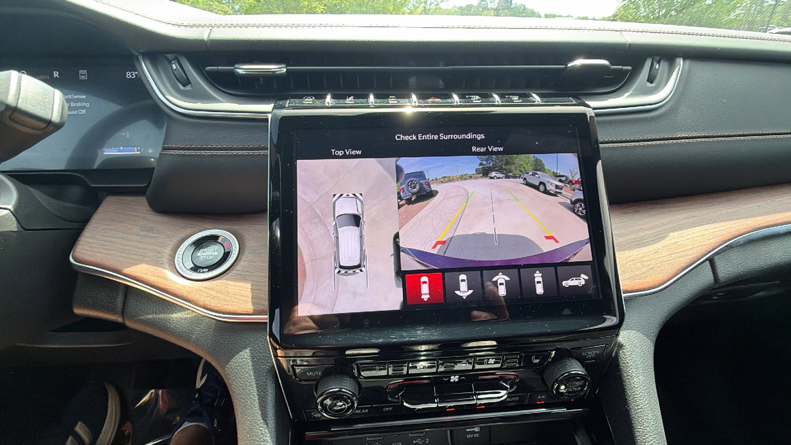 Used 2025 Jeep Grand Cherokee L Summit w/ Advanced Protech Group IV image 37