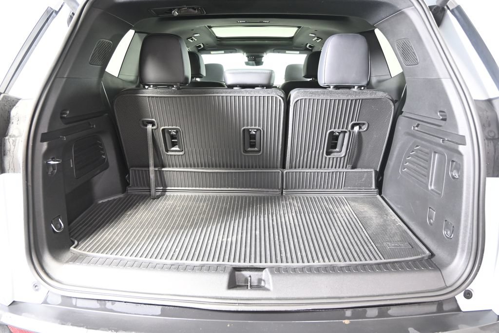 Used 2026 GMC Acadia AT4 w/ Luxury Package AWD/4WD image 17
