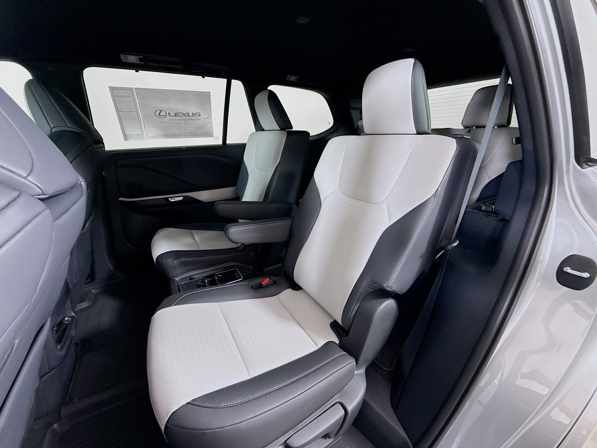 New 2026 Lexus TX 500h AWD w/ Technology Package image 21