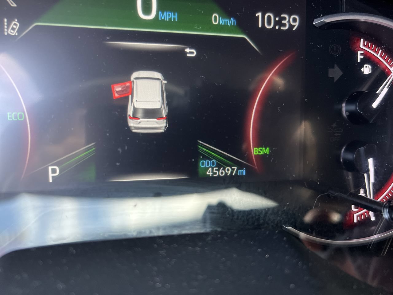 Used 2025 Toyota RAV4 XLE AWD/4WD image 22