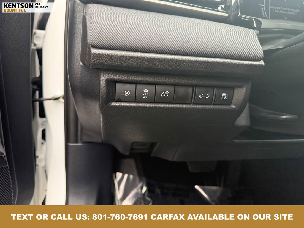 Used 2026 Toyota Camry LE image 21