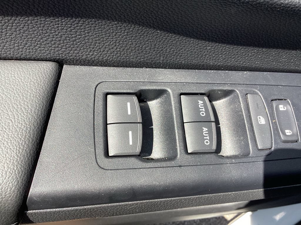 Used 2023 Honda CR-V EX image 33