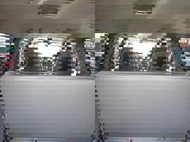 Used 2000 Ford Excursion XLT image 9