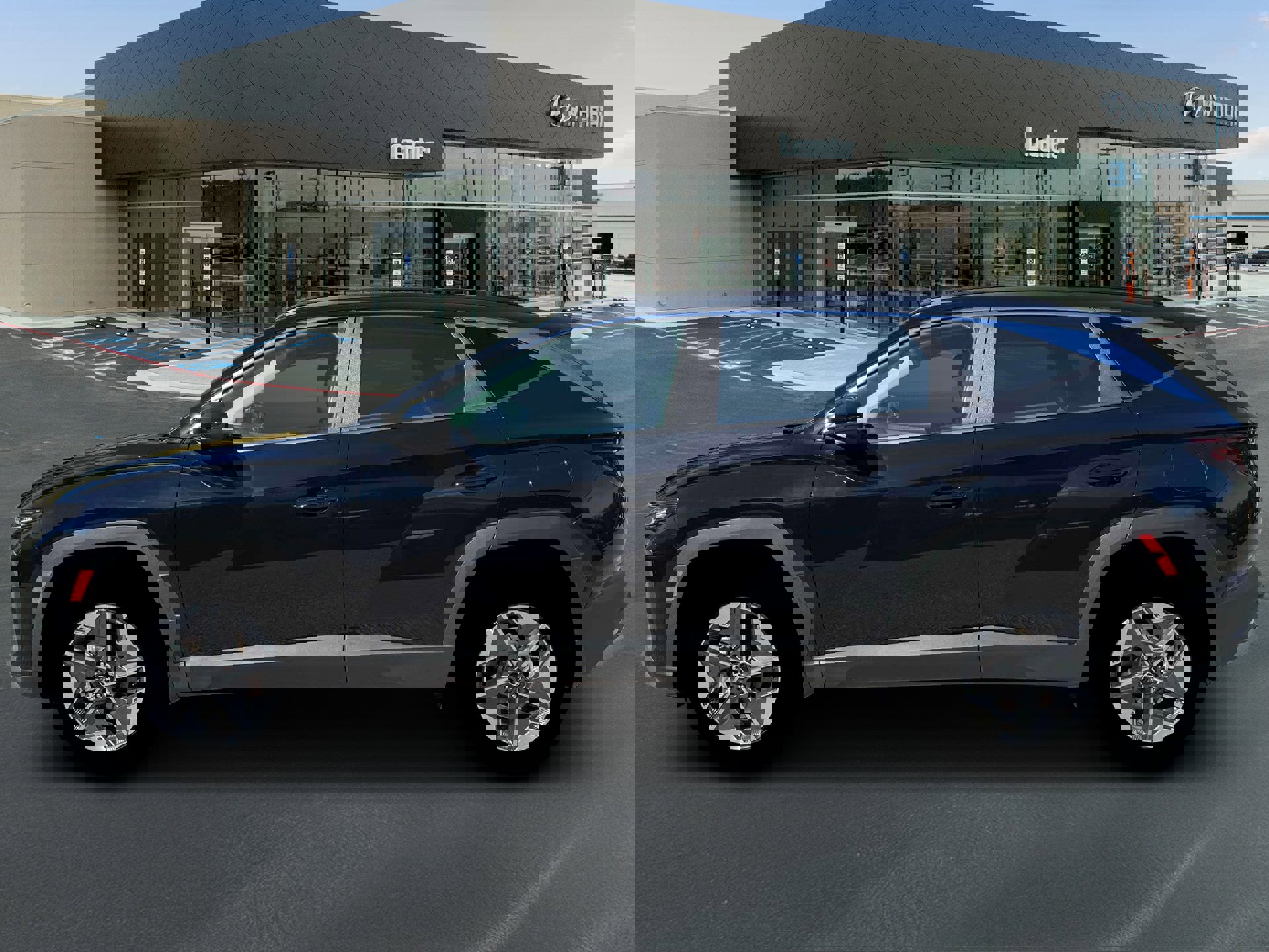 New 2026 Hyundai Tucson SEL image 3