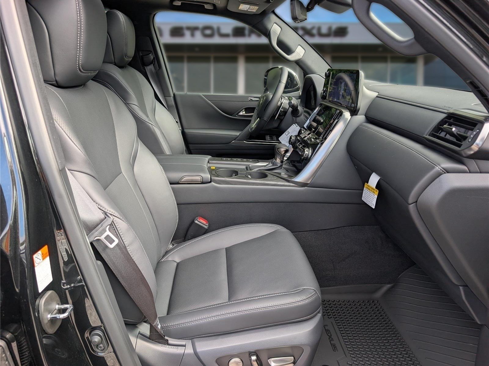 New 2026 Lexus LX 600 4WD w/ Accessory Package (2T) image 7