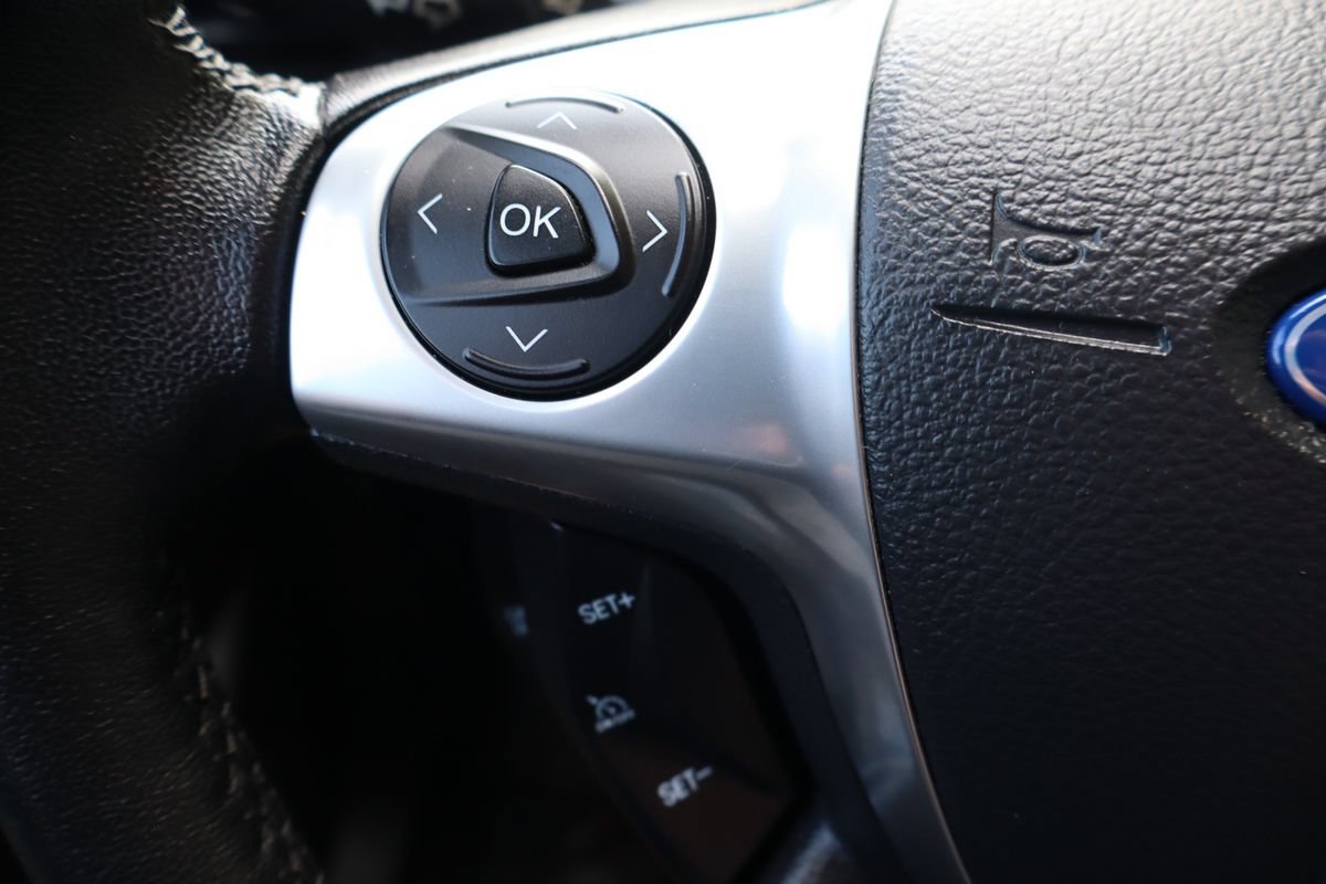 Used 2016 Ford Escape SE w/ SE Leather Comfort Package AWD/4WD image 29