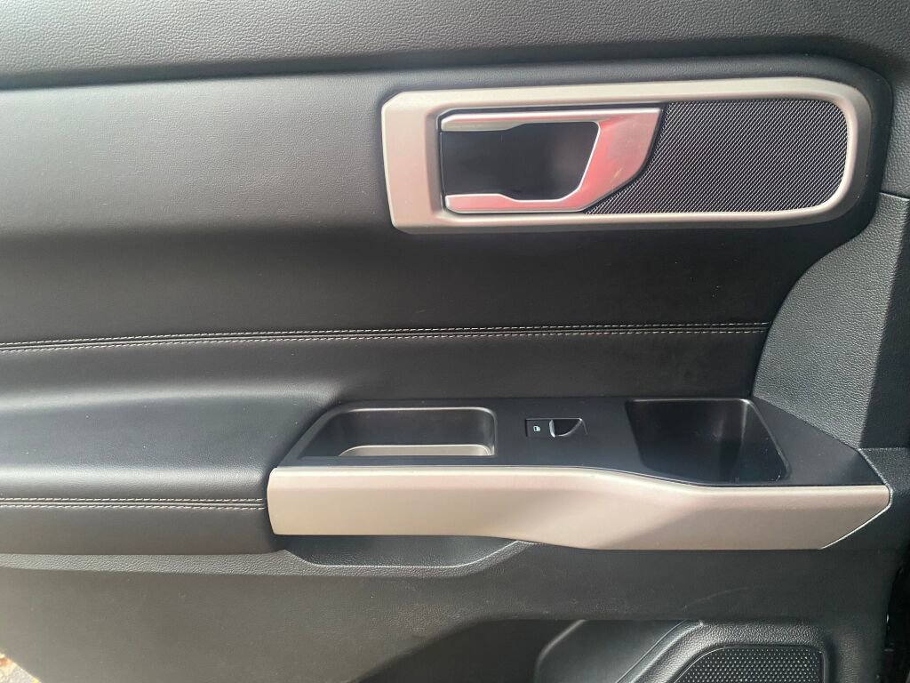 Used 2023 Ford Explorer XLT w/ Equipment Group 202A image 18