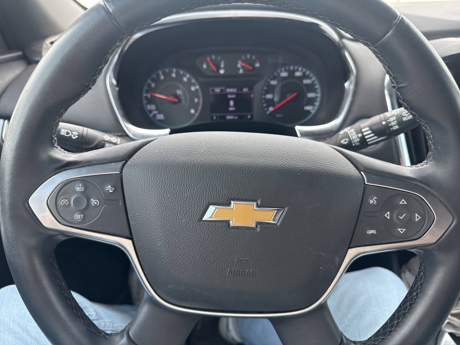Used 2023 Chevrolet Traverse LT w/ LPO, Floor Liner Package FWD image 12