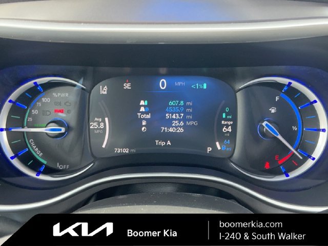 Used 2023 Chrysler Pacifica Touring-L FWD image 22
