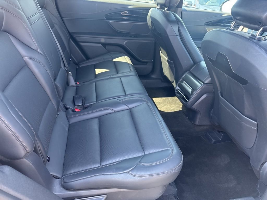Used 2024 Lincoln Nautilus Premier w/ Jet Appearance Package image 44