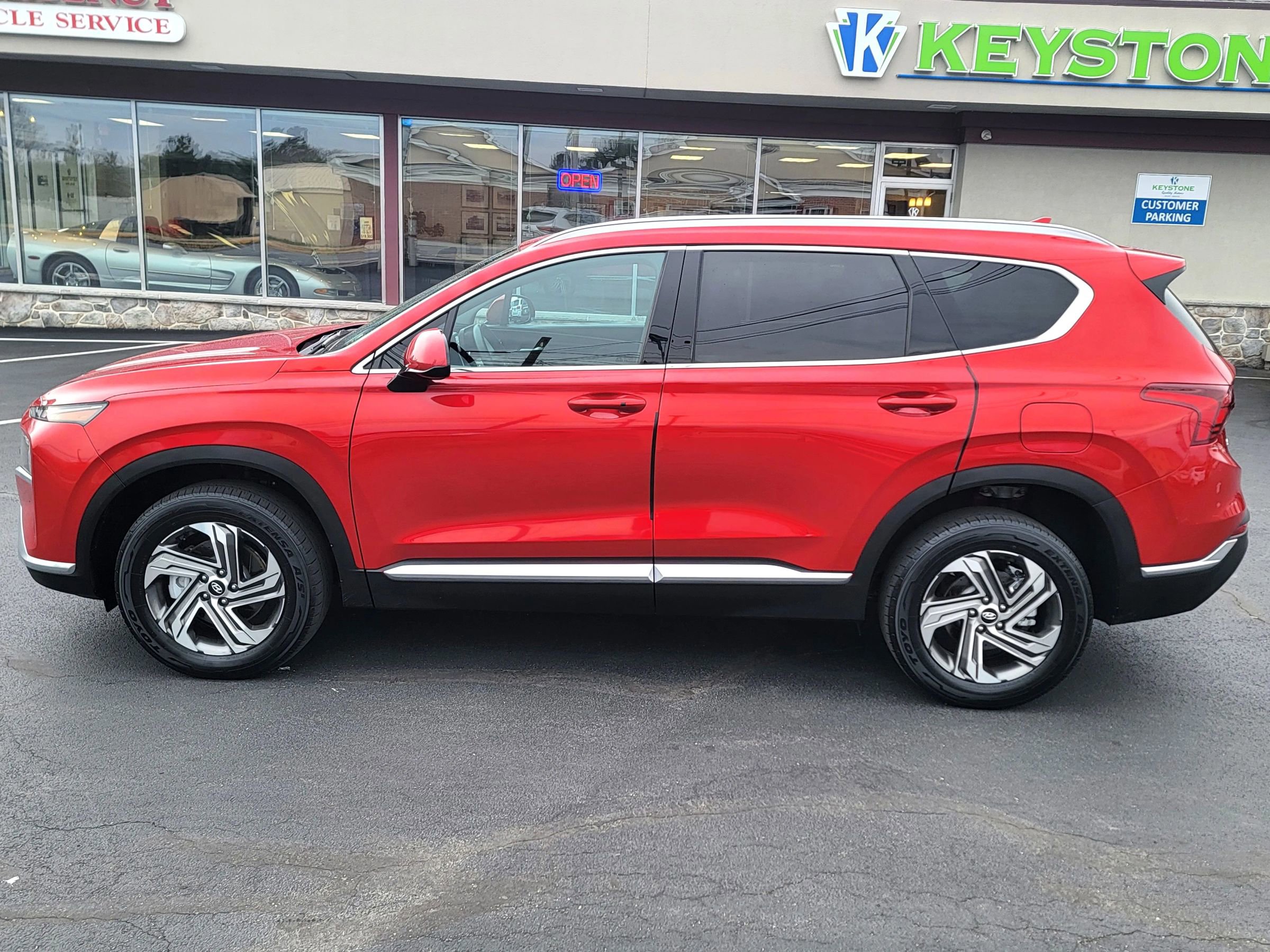 Used 2021 Hyundai Santa Fe SEL image 8