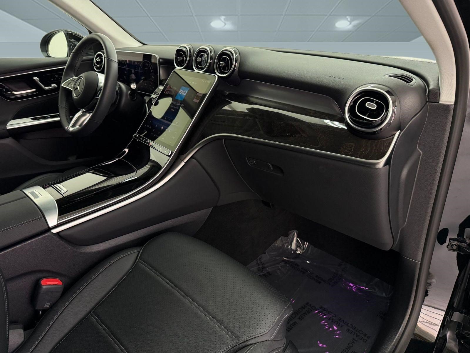 Certified 2025 Mercedes-Benz GLC 350e 4MATIC image 26