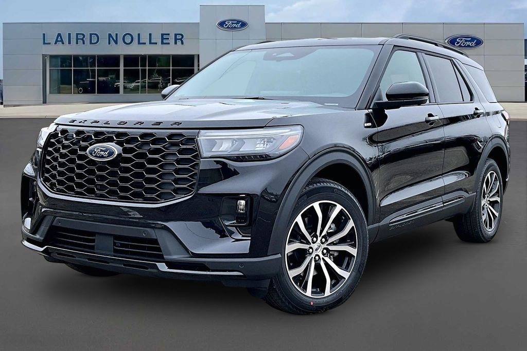 New 2026 Ford Explorer ST-Line AWD/4WD image 1