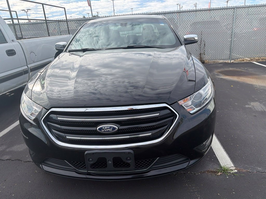 Used 2013 Ford Taurus Limited AWD/4WD image 2