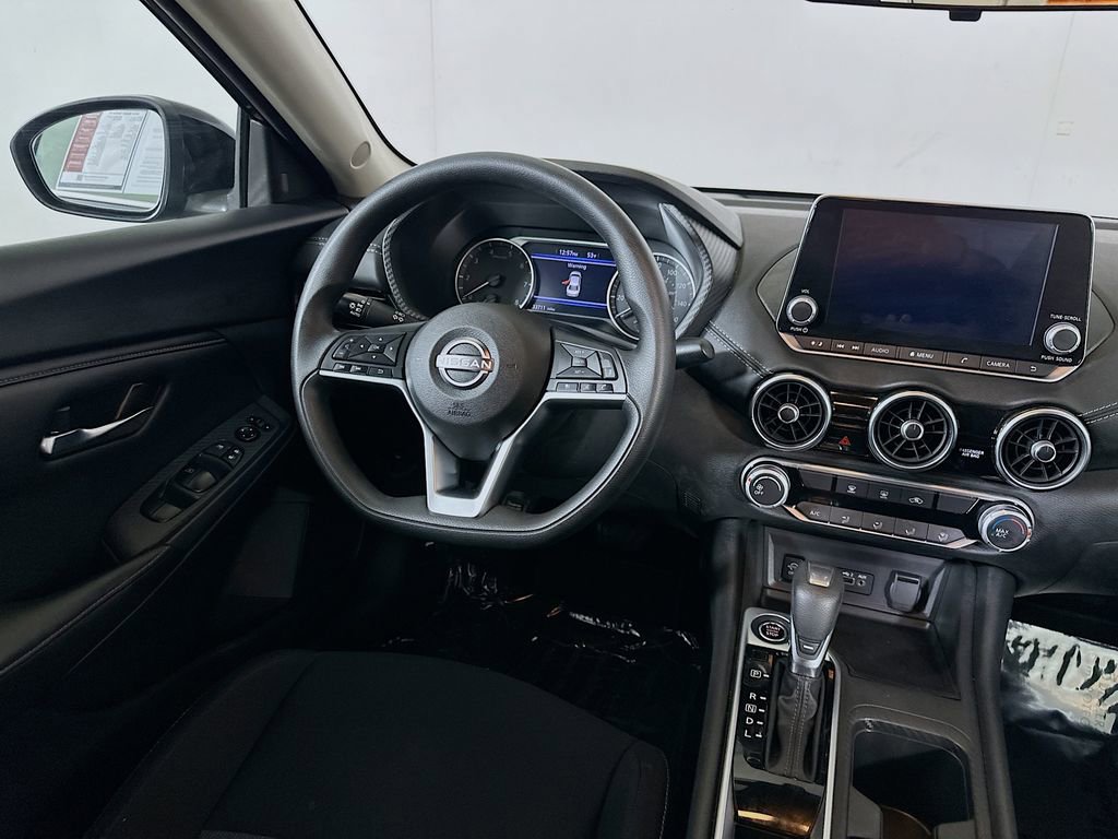 Used 2024 Nissan Sentra SV image 17