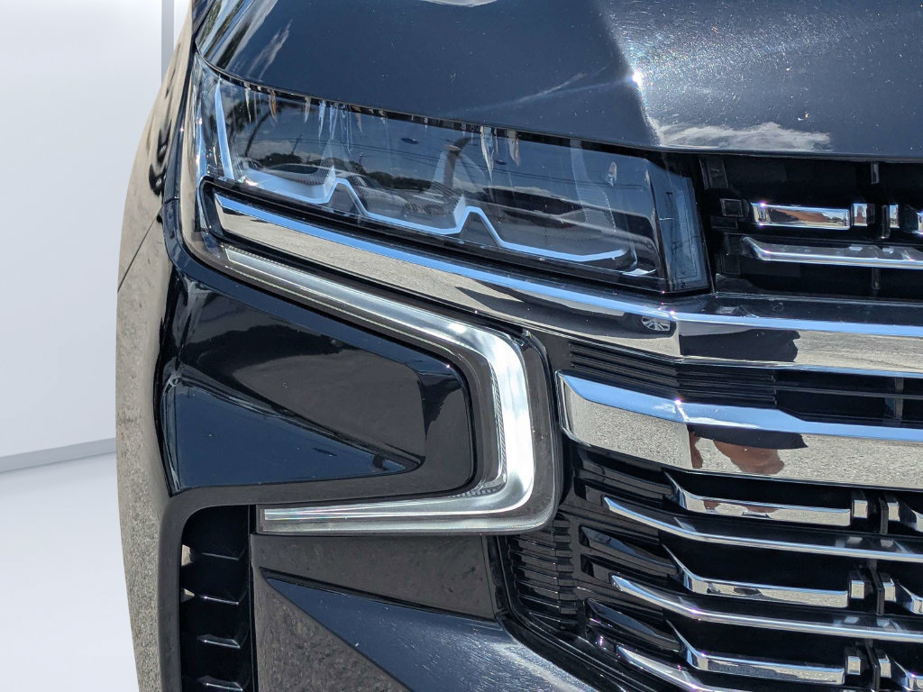 Used 2023 Chevrolet Tahoe Premier AWD/4WD image 12