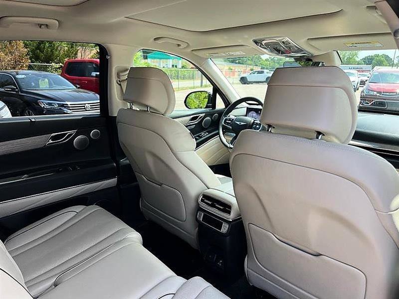 Used 2025 Genesis GV80 3.5T Advanced AWD/4WD image 43