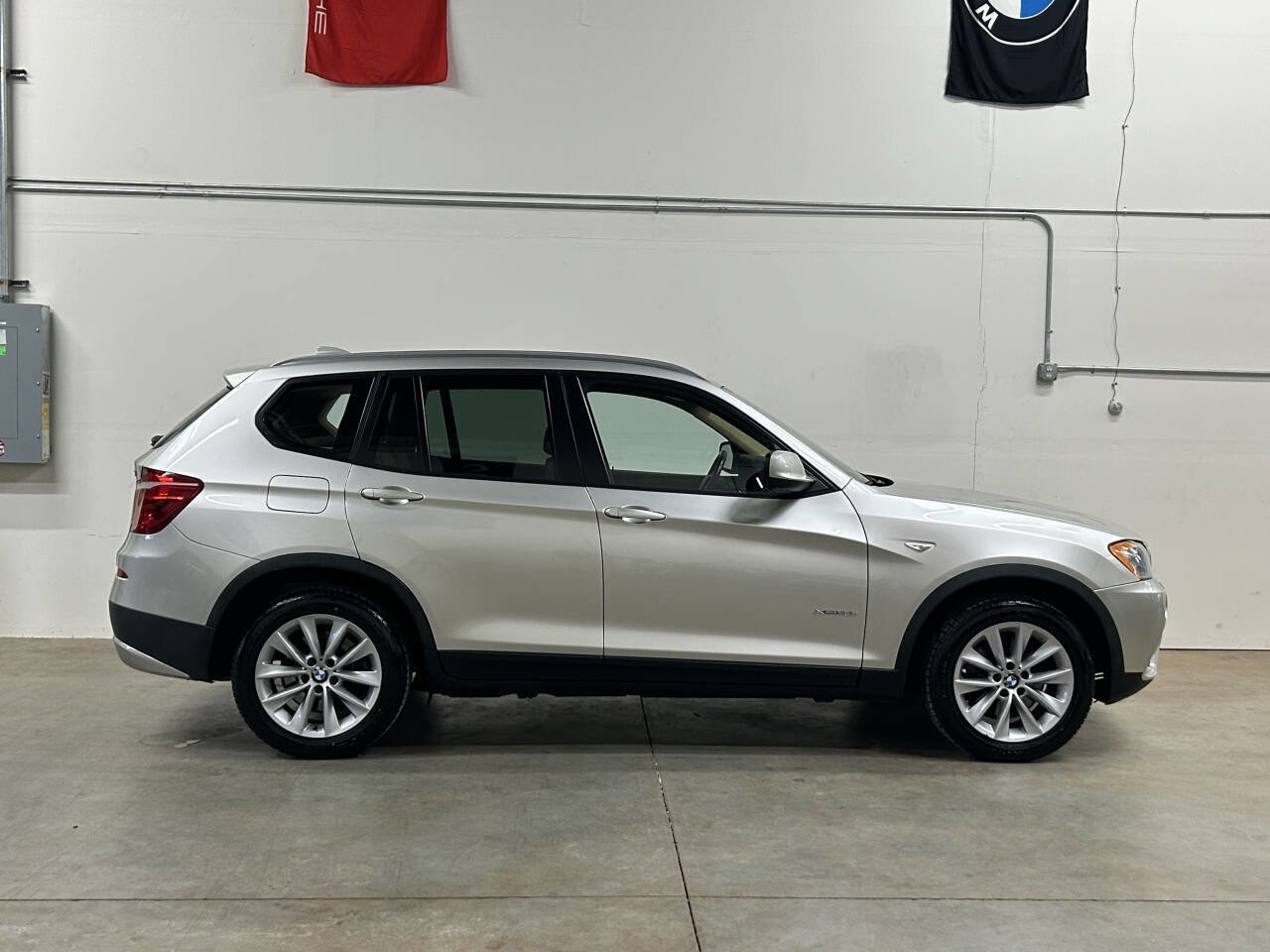 Used 2014 BMW X3 xDrive28i AWD/4WD image 3