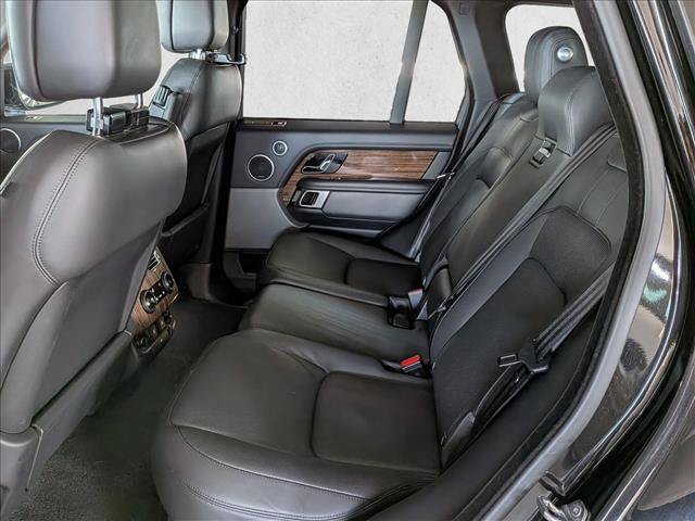 Used 2018 Land Rover Range Rover HSE AWD/4WD image 20