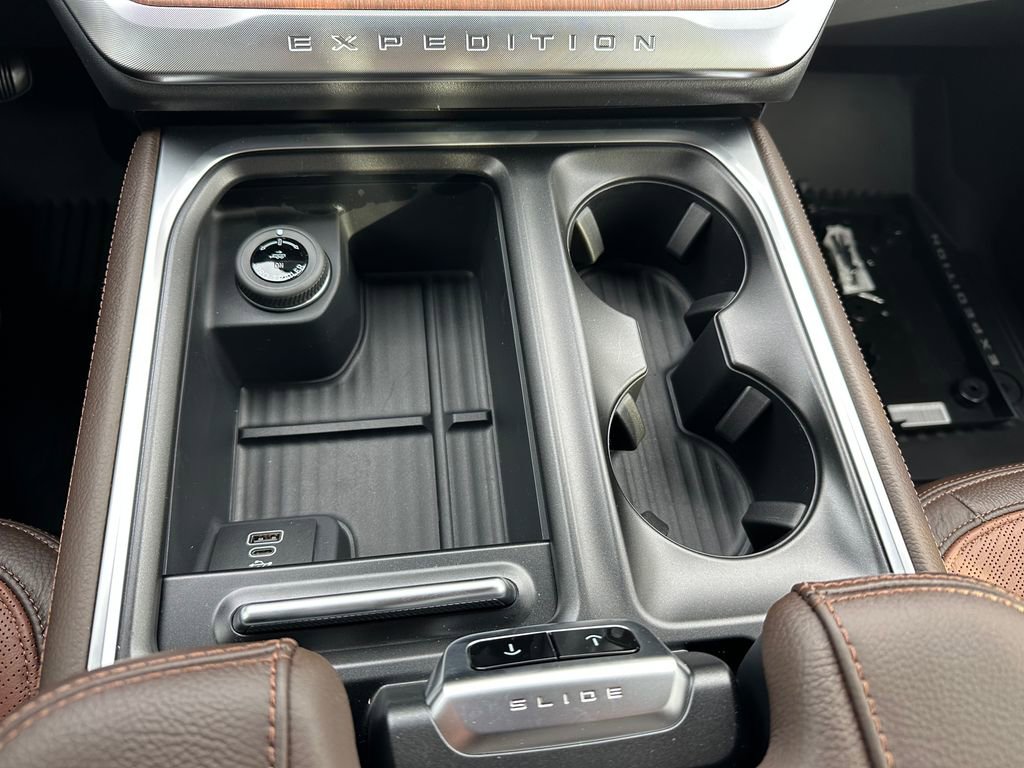 New 2026 Ford Expedition Max King Ranch image 81