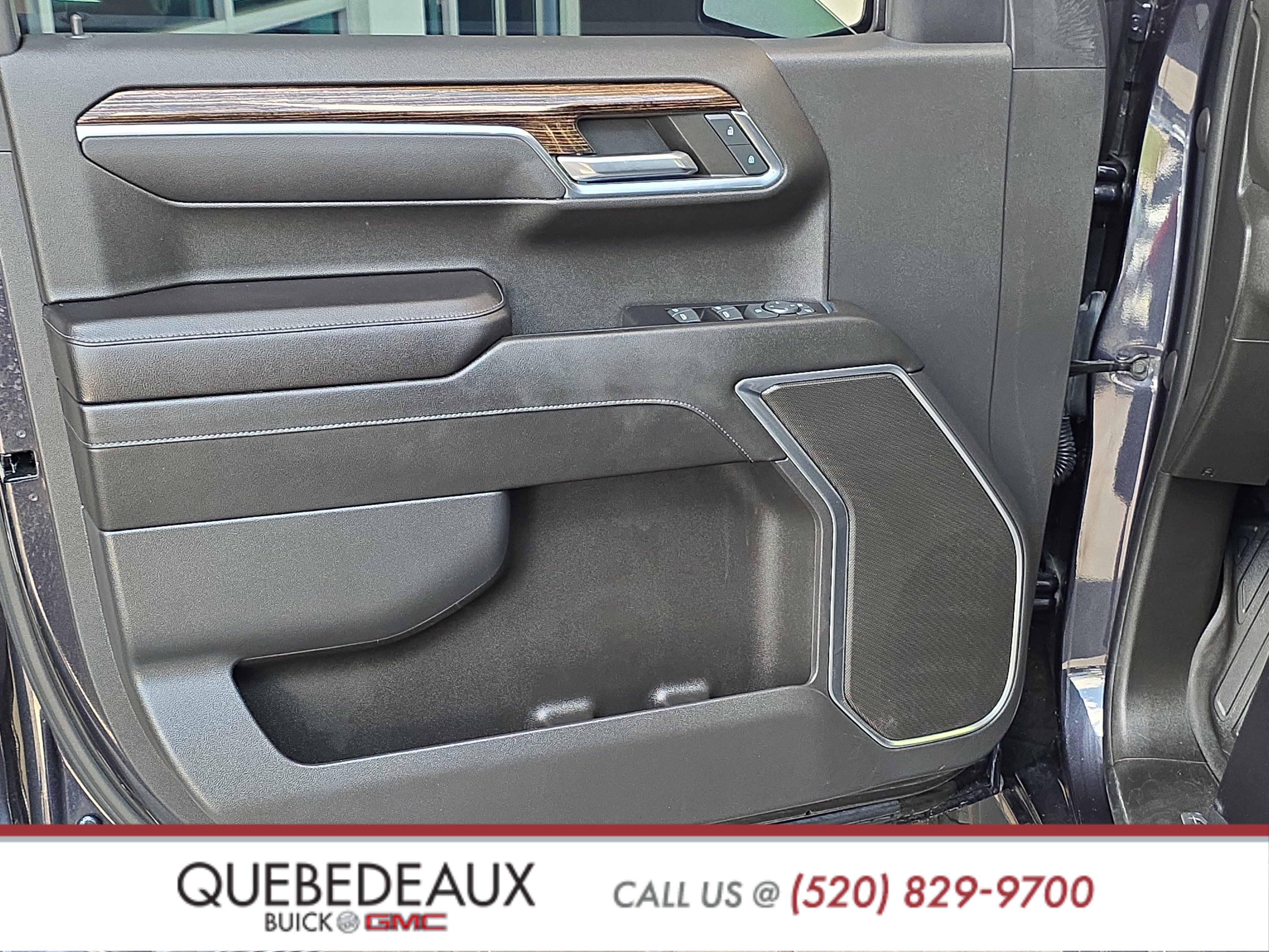 Used 2023 GMC Sierra 1500 Elevation w/ LPO, Elevation Black Package AWD/4WD image 9