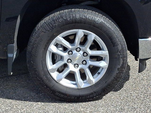 Used 2022 Chevrolet Silverado 1500 LT AWD/4WD image 29