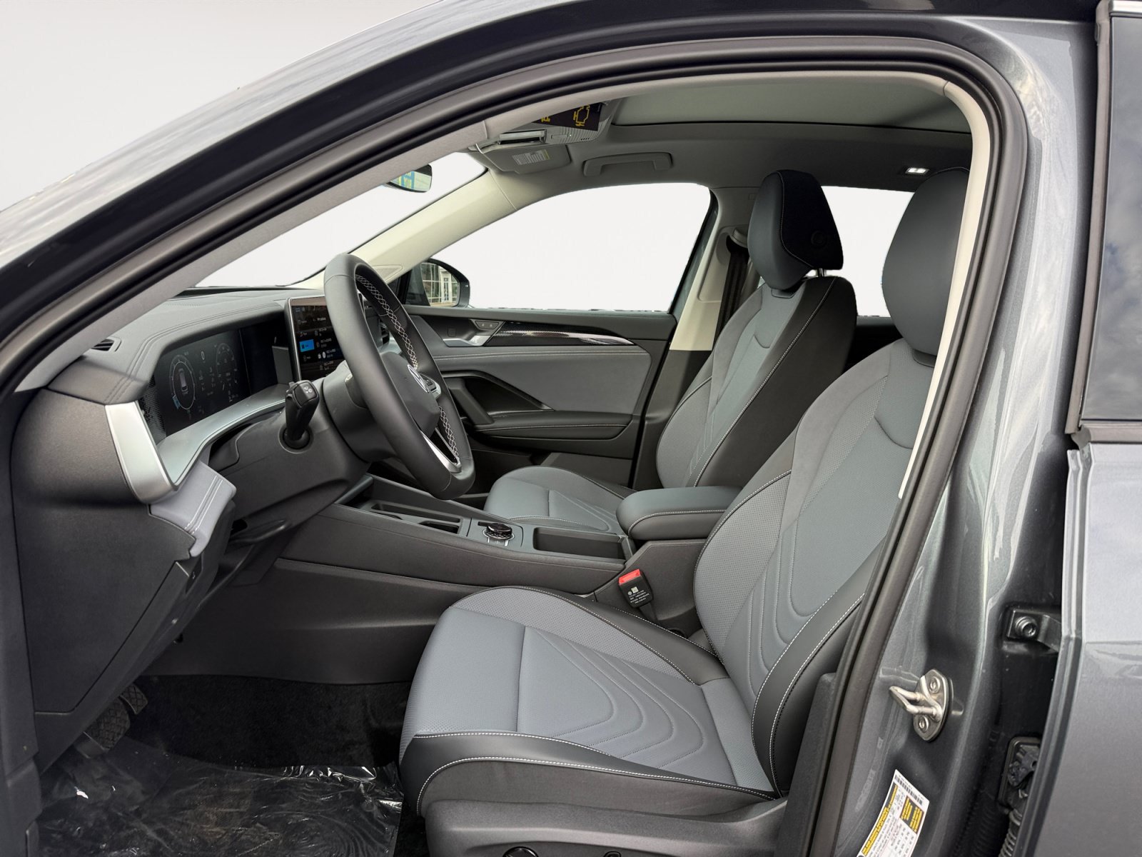 New 2026 Volkswagen Tiguan SE AWD/4WD image 10