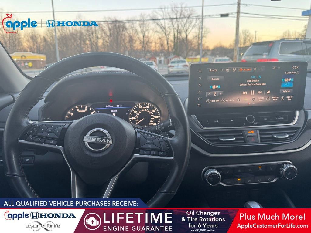 Used 2024 Nissan Altima 2.5 SR w/ SR Premium Package image 12