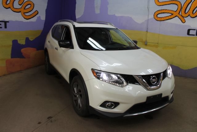 Used 2016 Nissan Rogue SL AWD/4WD image 2