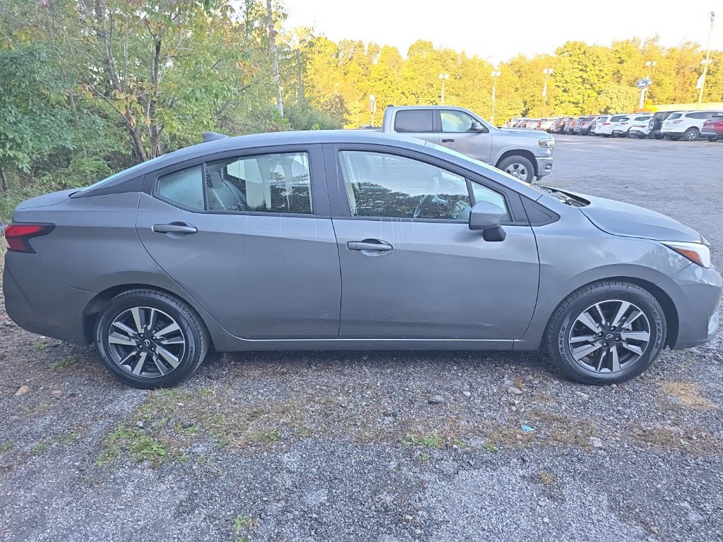 Used 2024 Nissan Versa SV FWD image 9