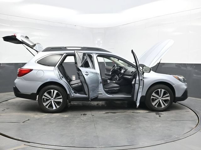 Used 2019 Subaru Outback 2.5i Limited AWD/4WD image 48