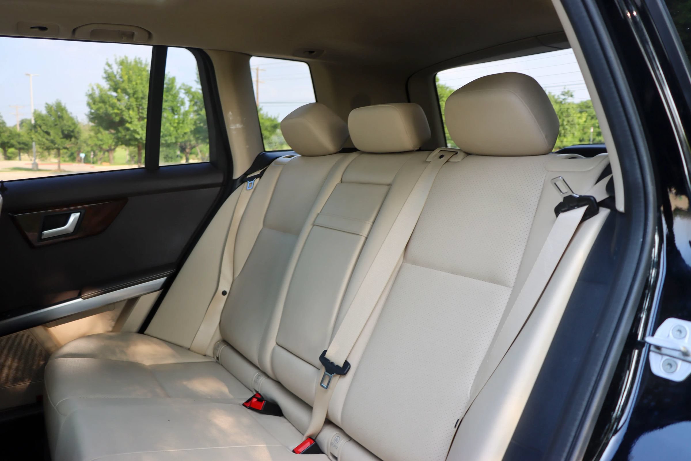 Used 2013 Mercedes-Benz GLK 350 2WD w/ Premium 1 Pkg image 17