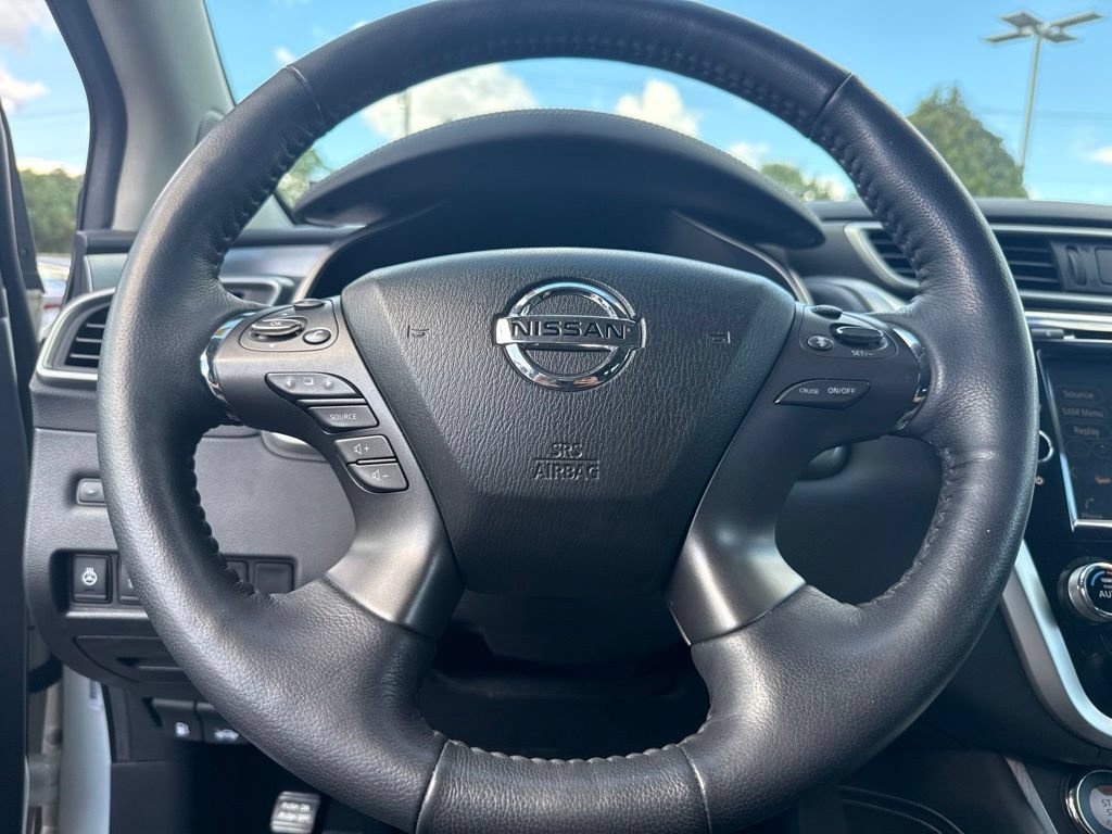 Used 2019 Nissan Murano SL w/ Cargo Package FWD image 7