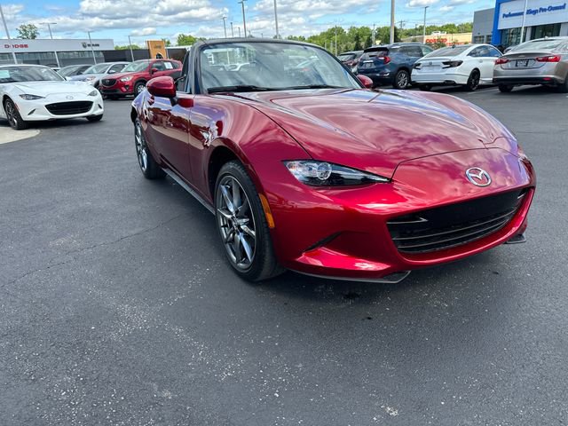 Certified 2022 MAZDA MX-5 Miata Grand Touring RWD image 6