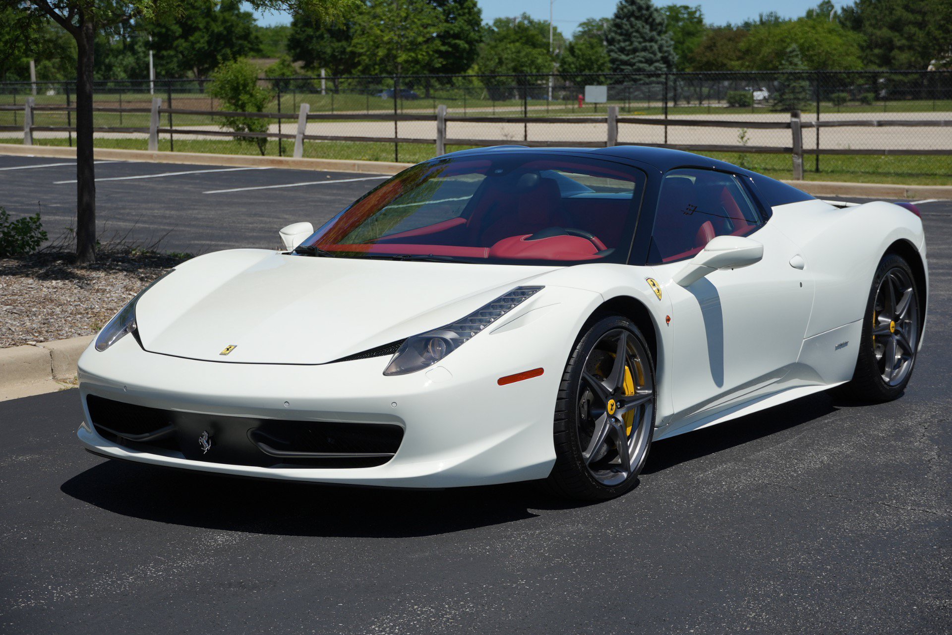Used 2013 Ferrari 458 Spider RWD image 9