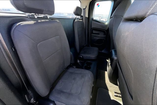 Used 2017 GMC Canyon SLE RWD image 28