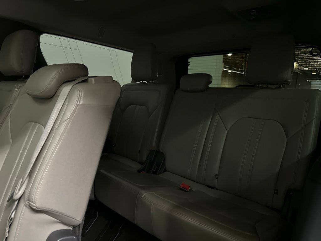 Used 2021 Ford Expedition Max Limited RWD image 46