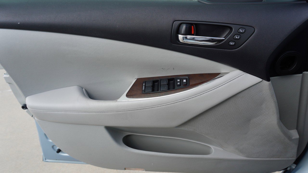 Used 2010 Lexus ES 350 FWD image 20