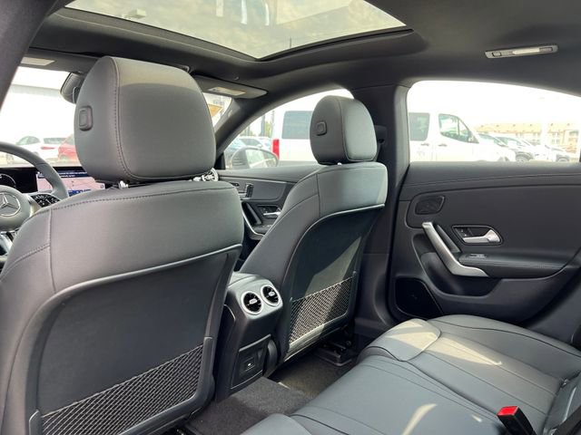 Certified 2025 Mercedes-Benz CLA 250 4MATIC image 34