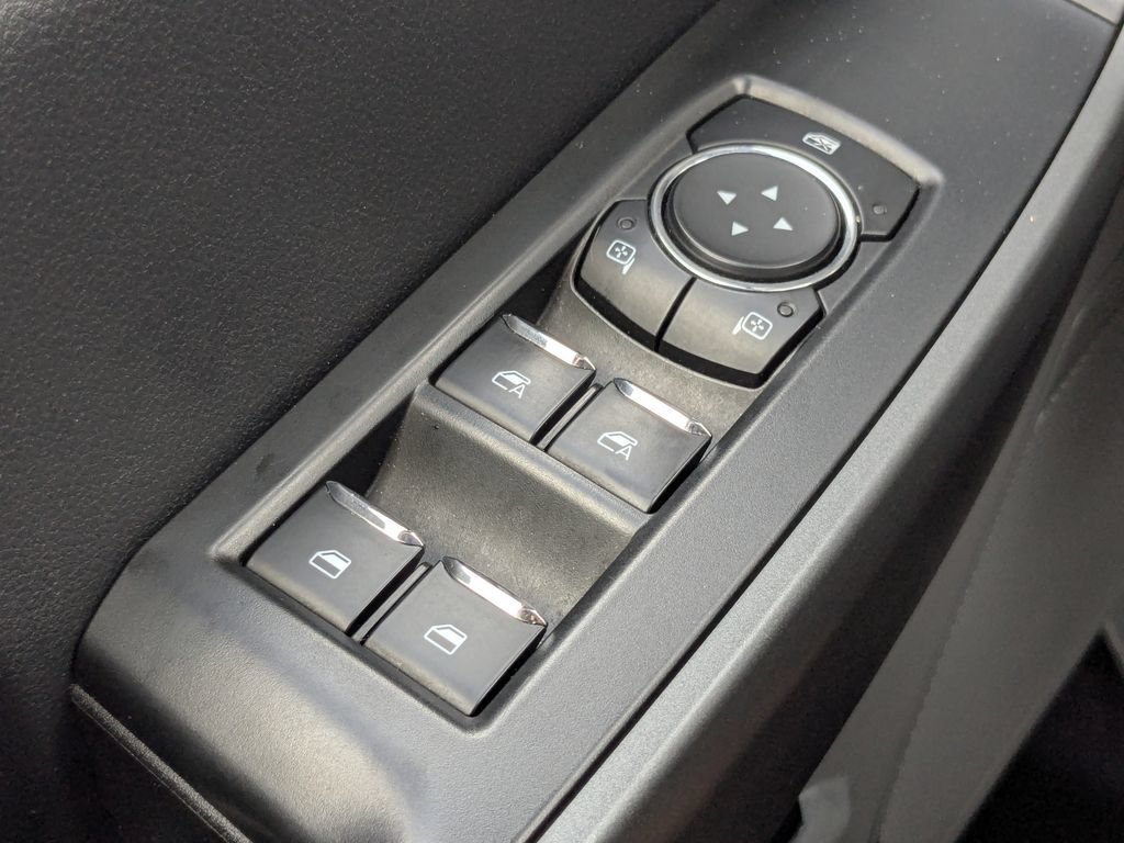 Used 2025 Ford F350 XLT AWD/4WD image 28