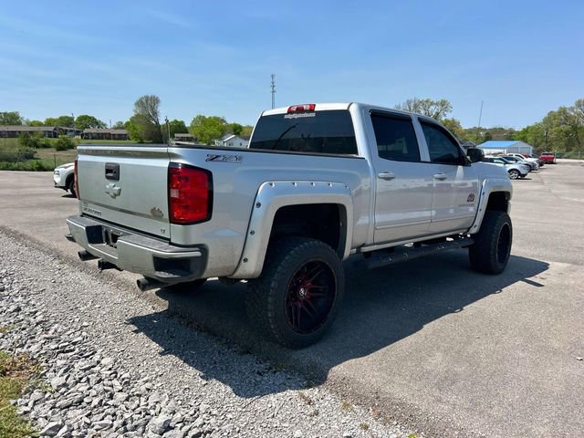 Used 2018 Chevrolet Silverado 1500 LT w/ All Star Edition image 4