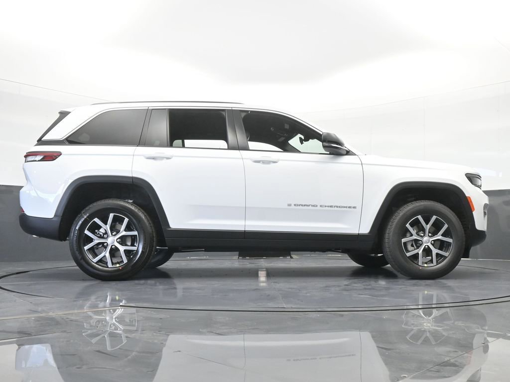 Used 2025 Jeep Grand Cherokee Limited image 61